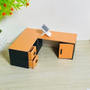 অফিস টেবিল